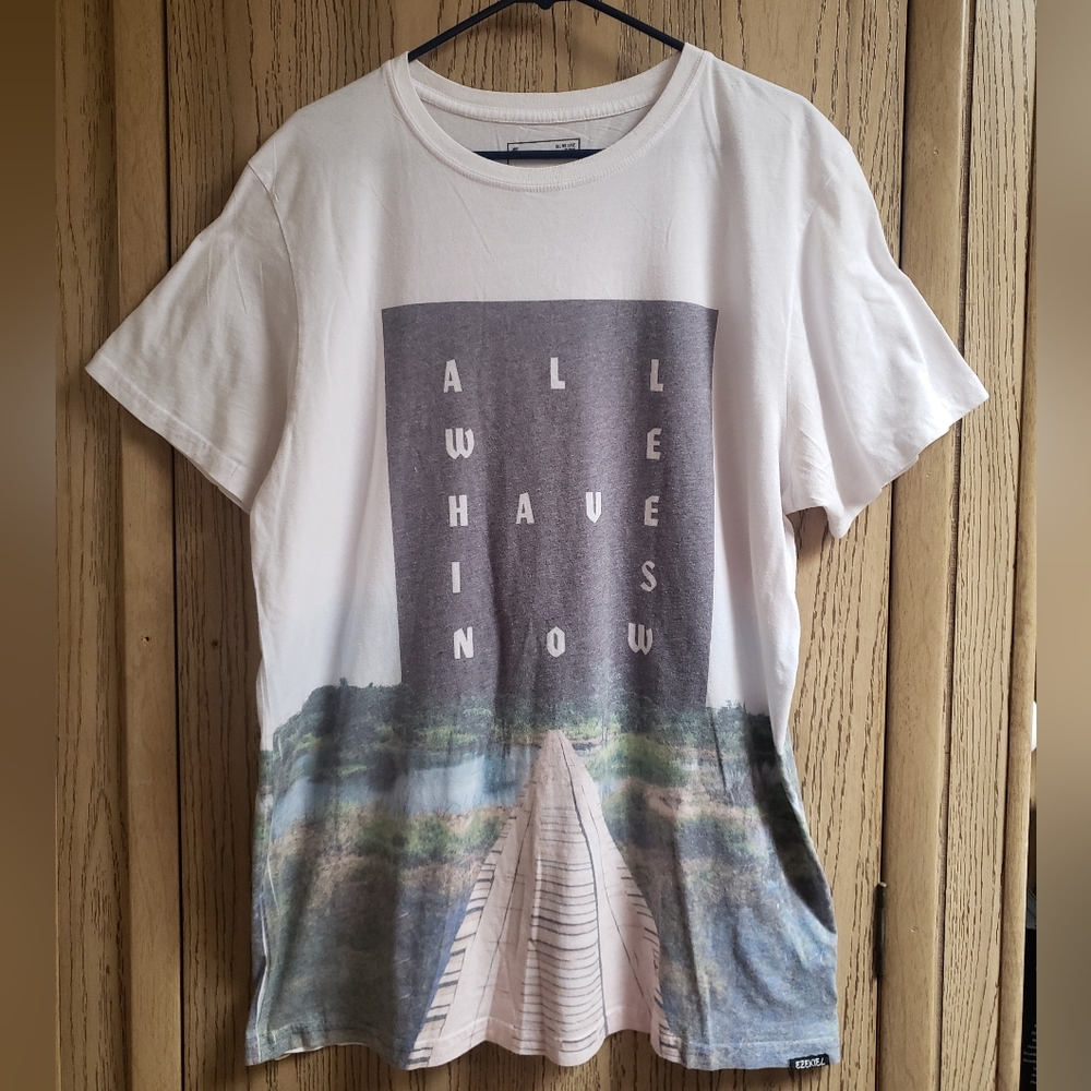 Ezekiel Graphics T-shirt All We Have Is Now Adventure Men's XL Streetwear Casual